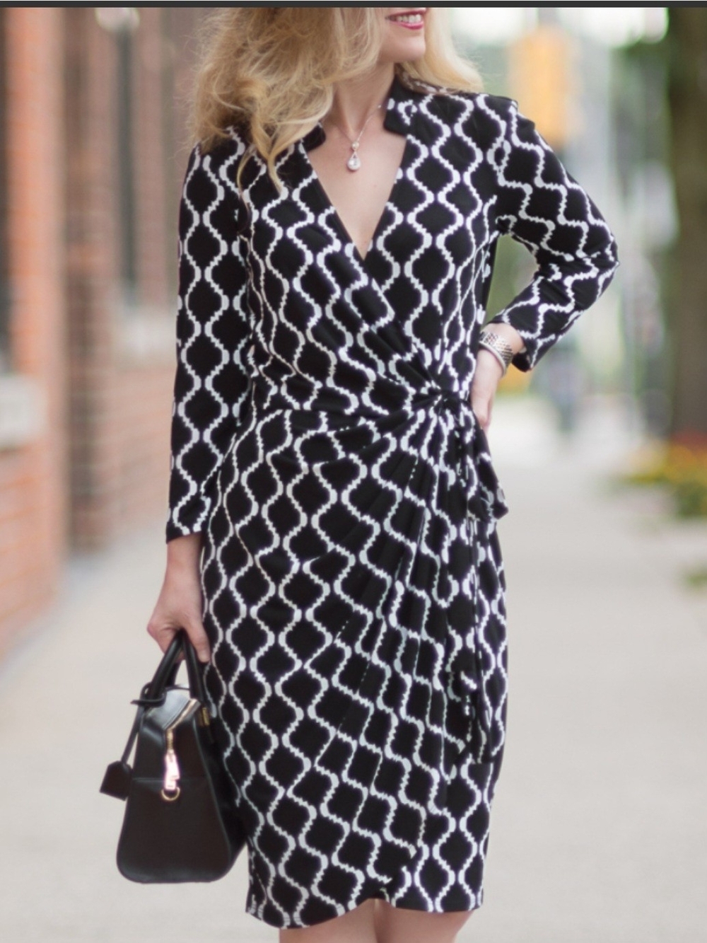 Maggie London Geometric Faux Wrap Dress in Black/White NWT Size M